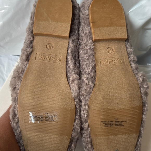 Seychelles Gladiator faux shearling loafers taupe gray 7.5  lounge casual flats - Picture 4 of 5